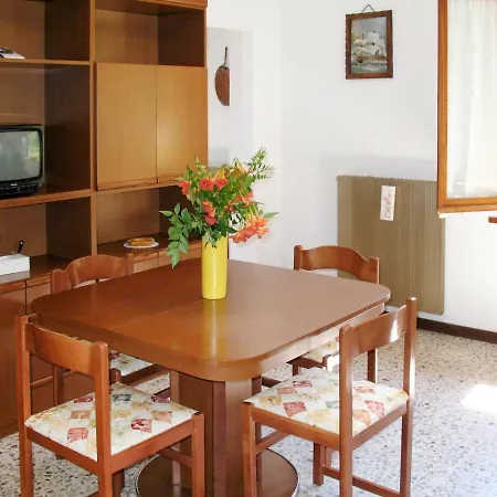 Locazione Turistica Casa Simona Apartment